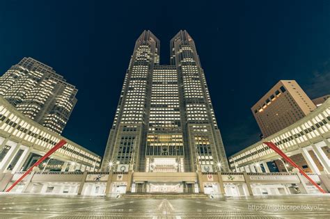 三角屋頂|東京都廳展望台夜景資訊（怎麼去、入場費、地址、營。